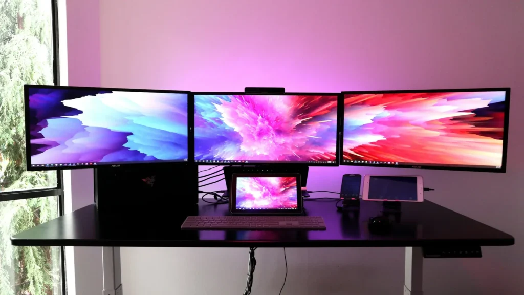 How Many Devices Can Use an IPTV Subscription Simultaneously? Multi-Screen Guide